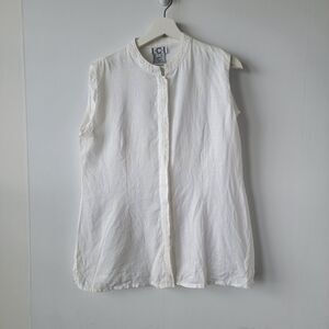 Rene Margo I.C .I women's 100% linen sleeveless shirt size 16 embroidery‎